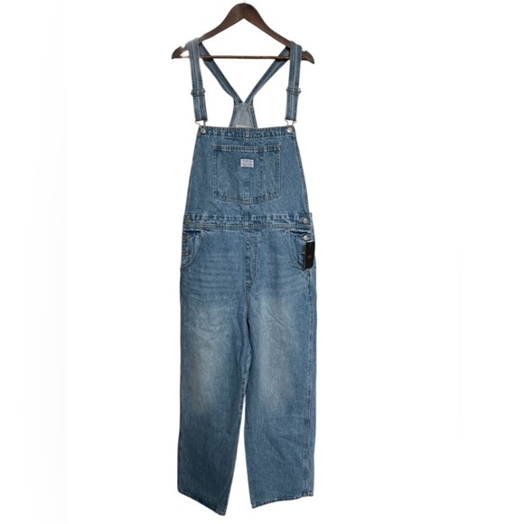 Levi's Vintage Women's Denim Overalls - Picture 5 of 16